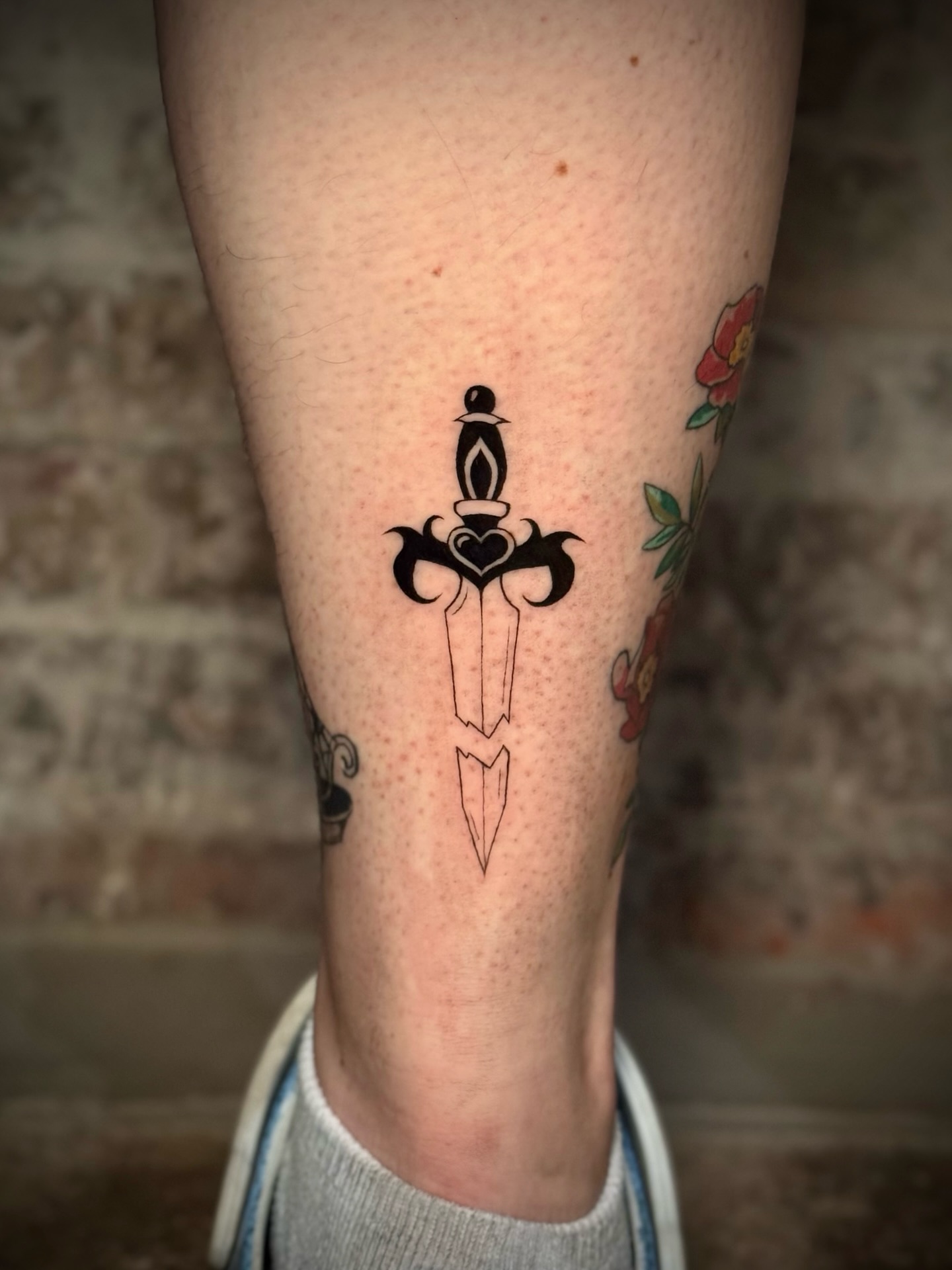 Tattoo artwork by hands of fatima 4